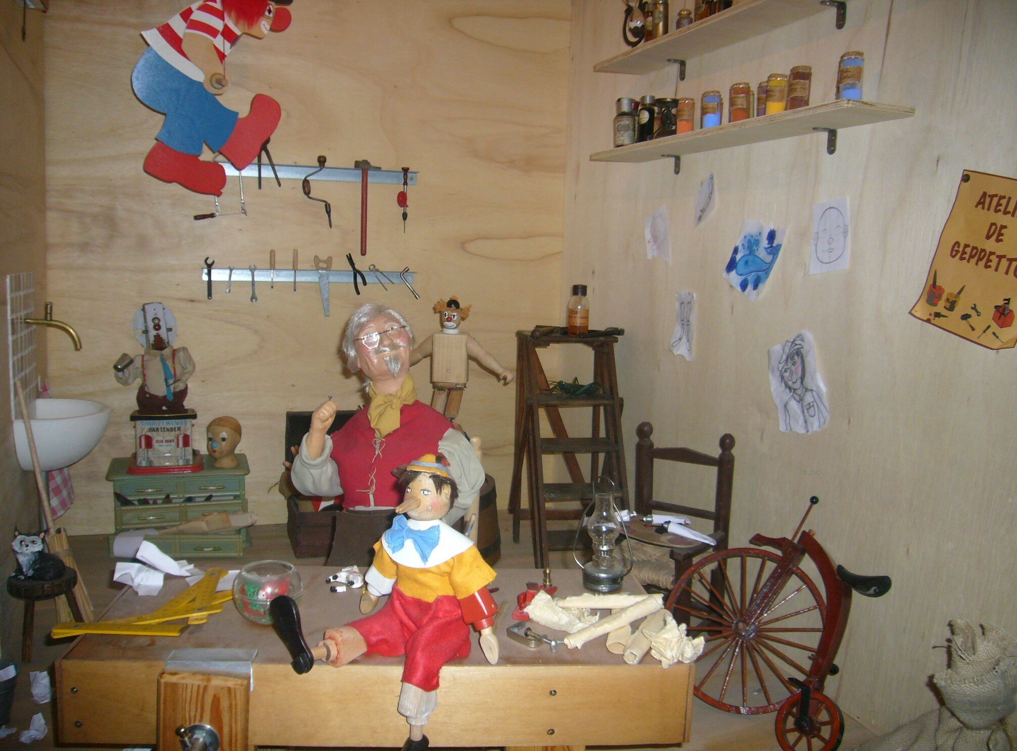 L'atelier de Geppetto et Pinocchio